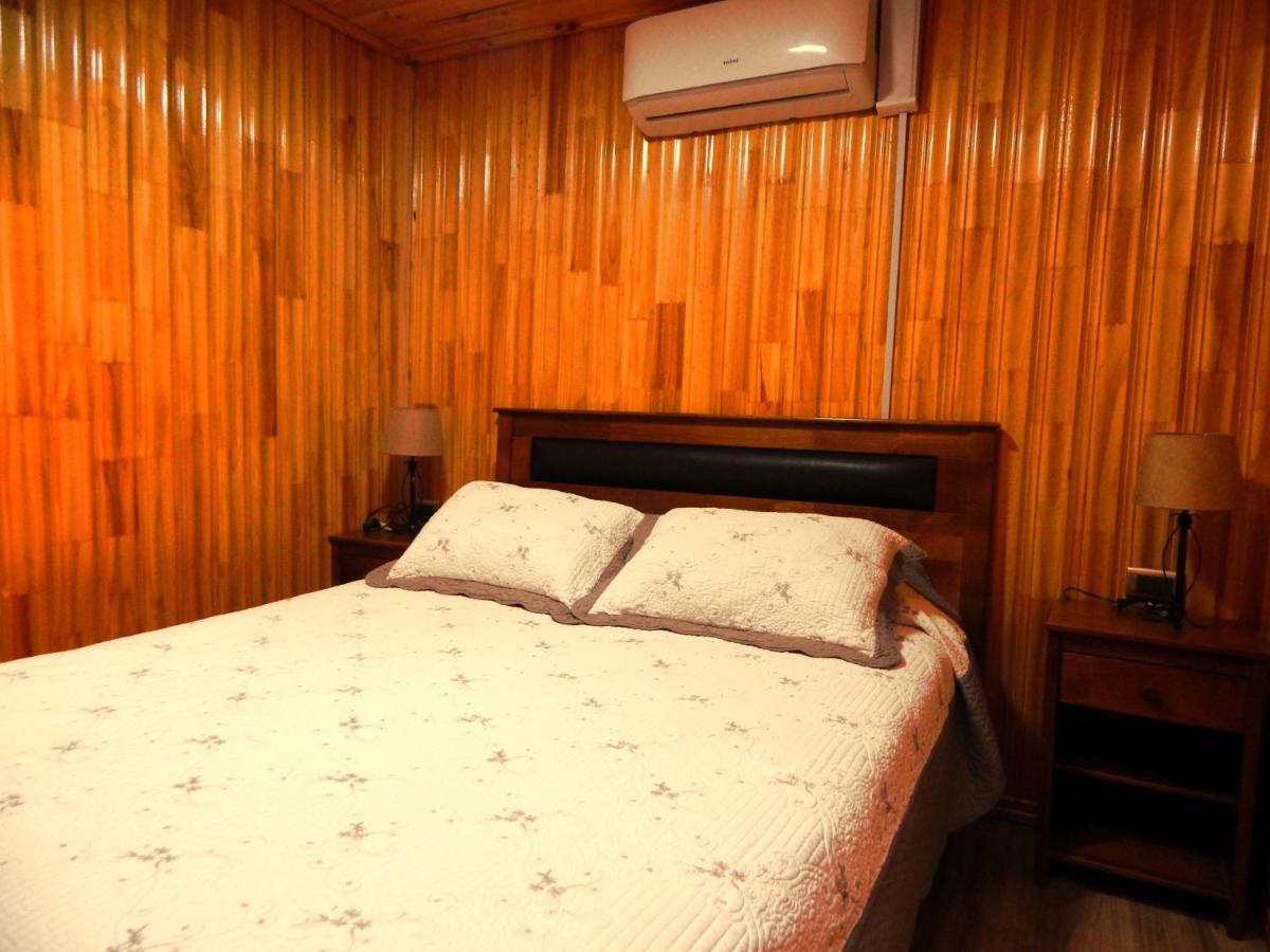 טלקה Hostal Plaza Maule מראה חיצוני תמונה